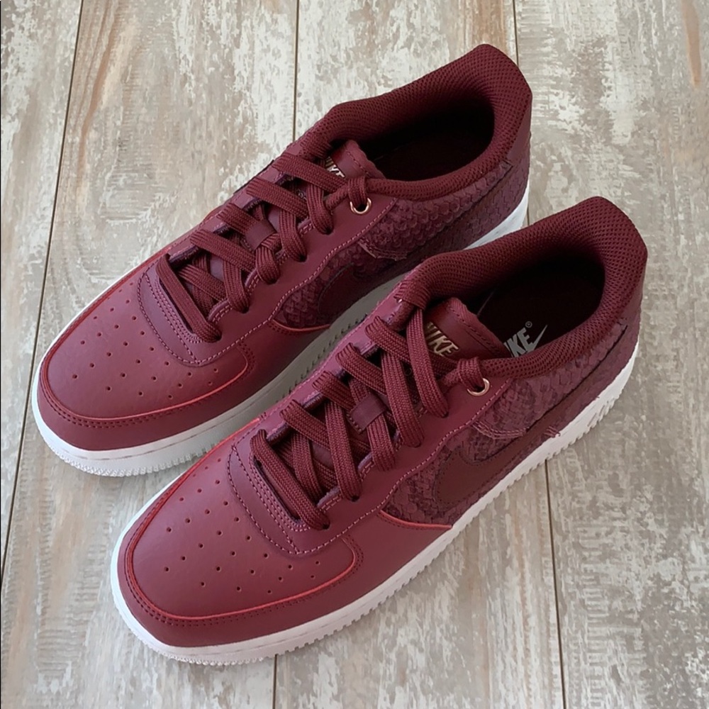 NWT Nike Air Force 1 - Picture 2 of 8